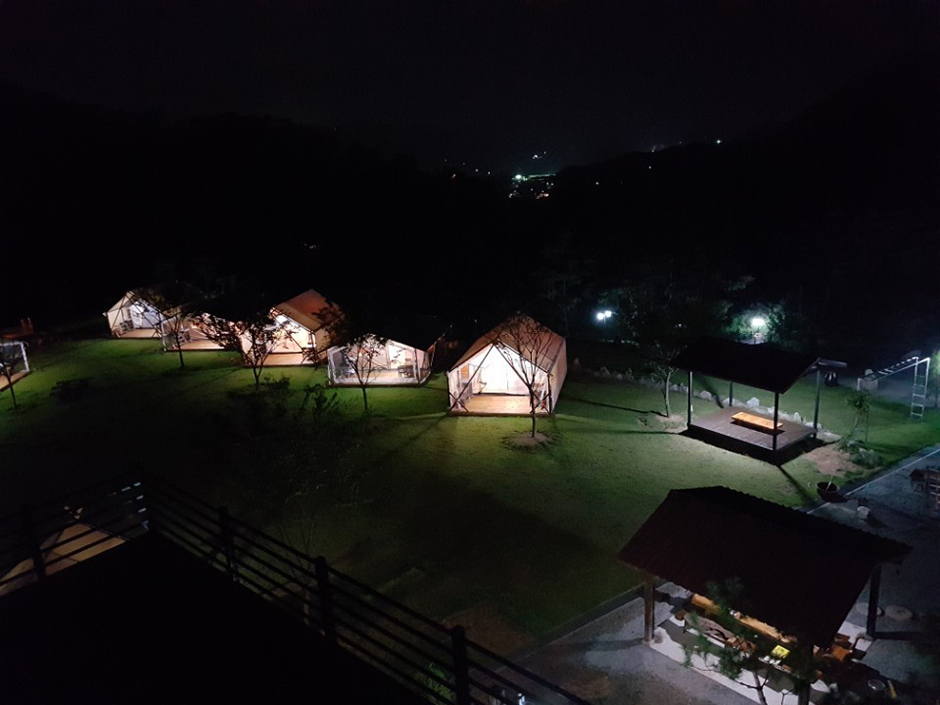 별밤야영장 여행 추천 - 로드트립