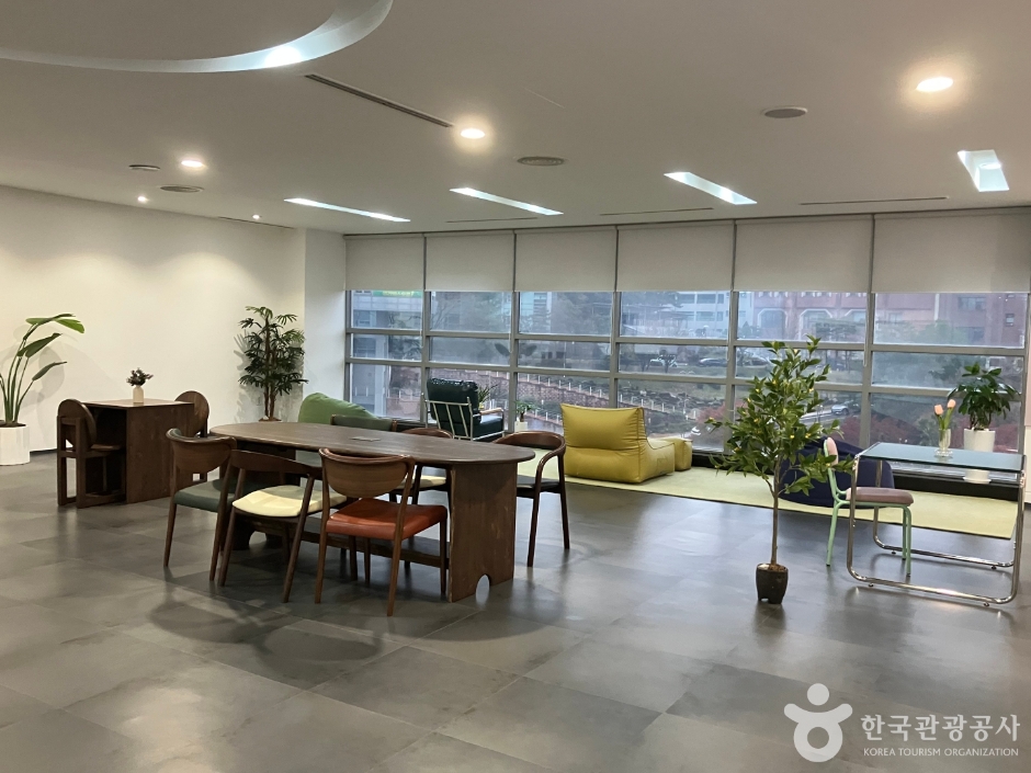 경기대학교소성박물관 여행 추천 - 로드트립