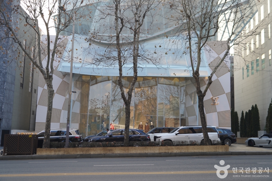 에스파스 루이비통 서울 여행 추천 - 로드트립