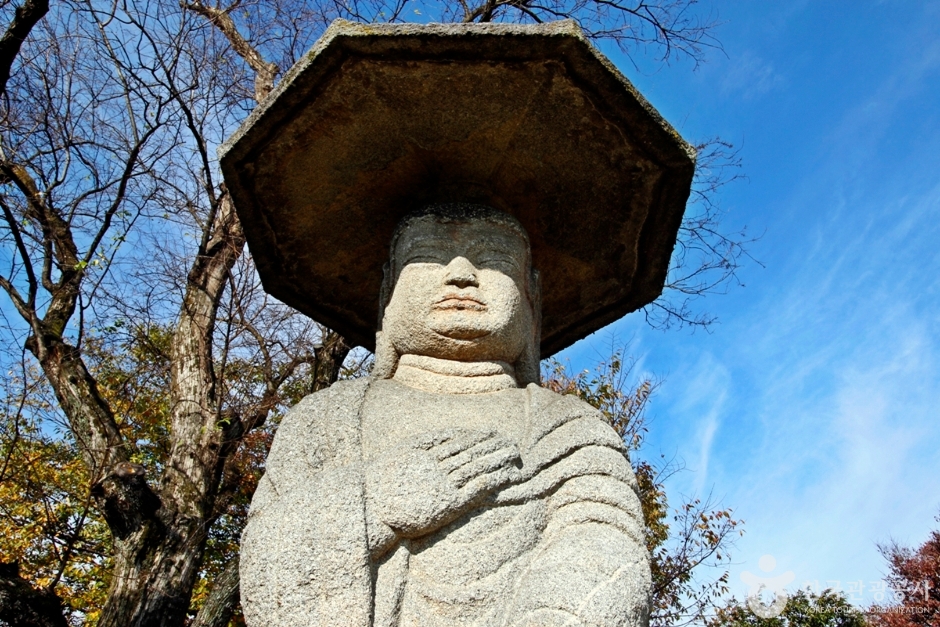 충주 원평리 석조여래입상 여행 추천 - 로드트립