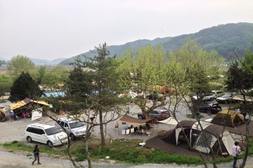충주반딧불오토캠핑장 여행 추천 - 로드트립