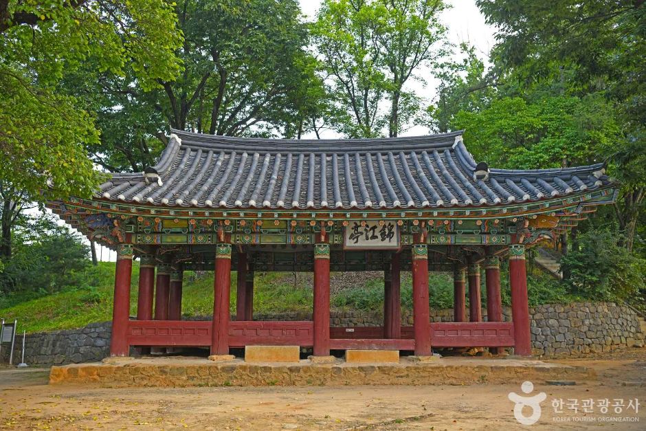 금강정 여행 추천 - 로드트립