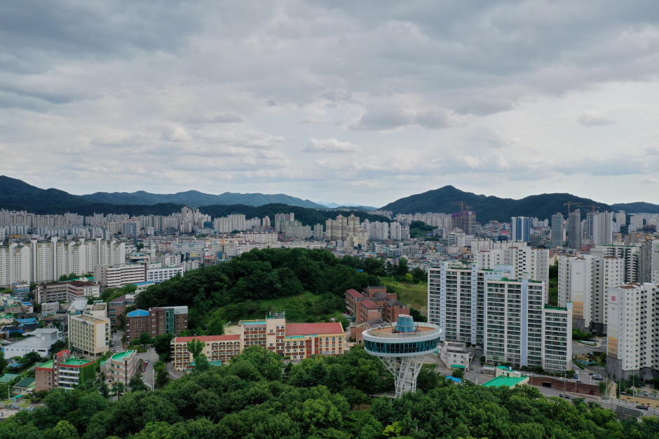 사직공원전망타워 여행 추천 - 로드트립