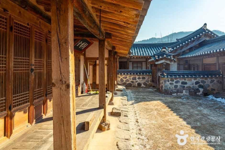 이항로선생 생가 여행 추천 - 메고지고