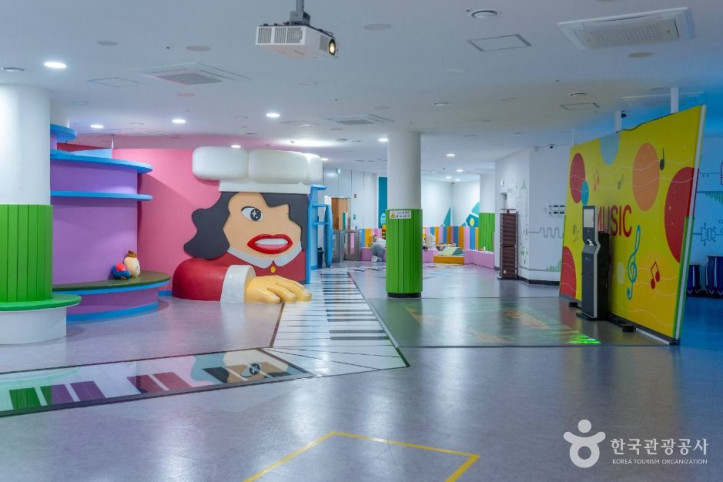 가평군어린이음악놀이터 여행 추천 - 메고지고